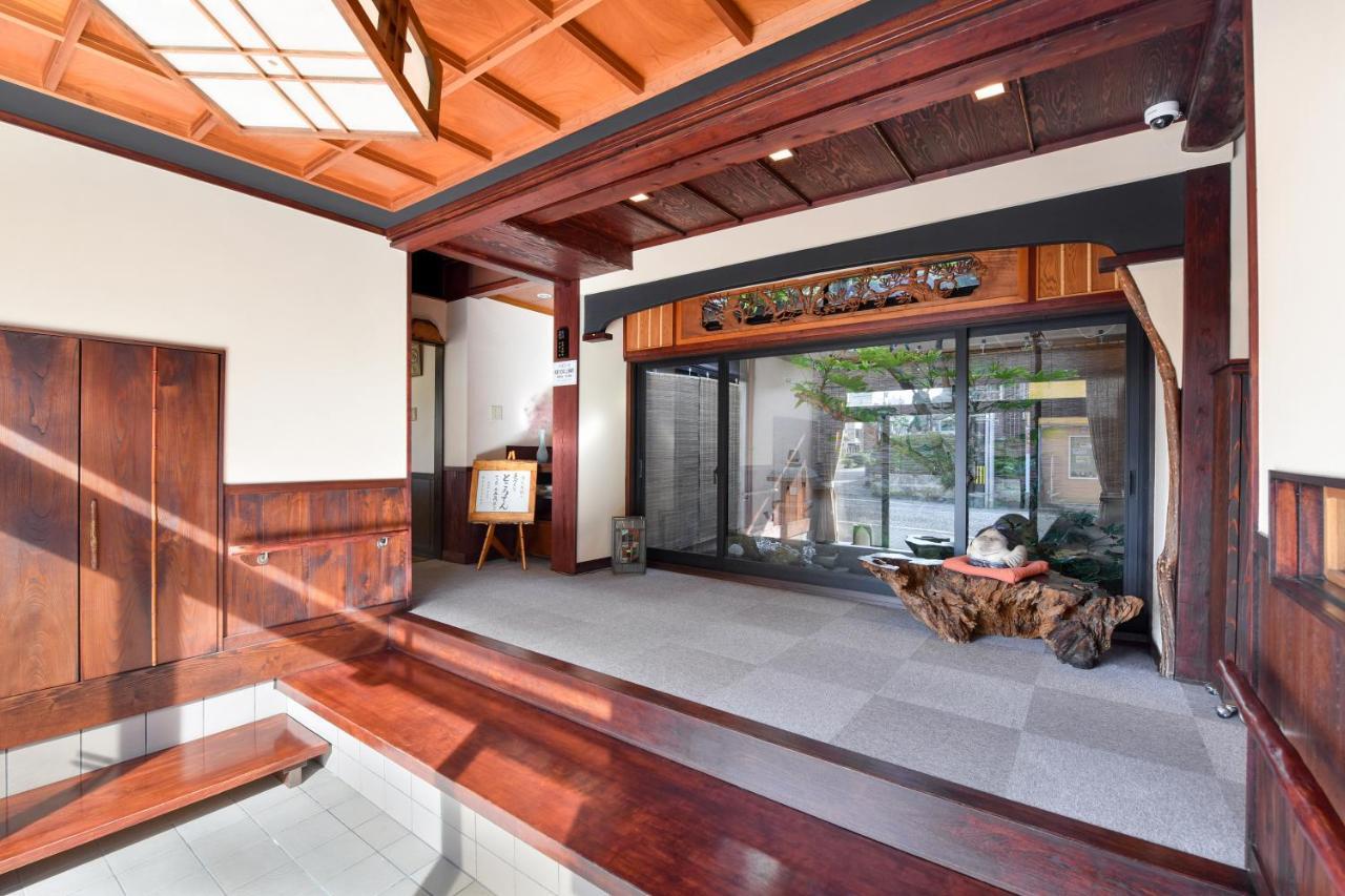 טקאוקה Kadokyu Ryokan מראה חיצוני תמונה