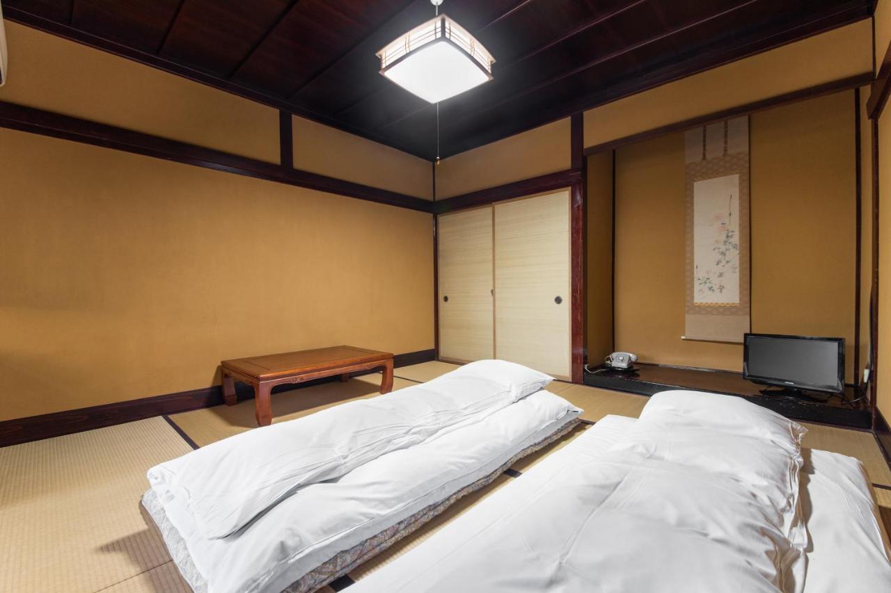 טקאוקה Kadokyu Ryokan מראה חיצוני תמונה