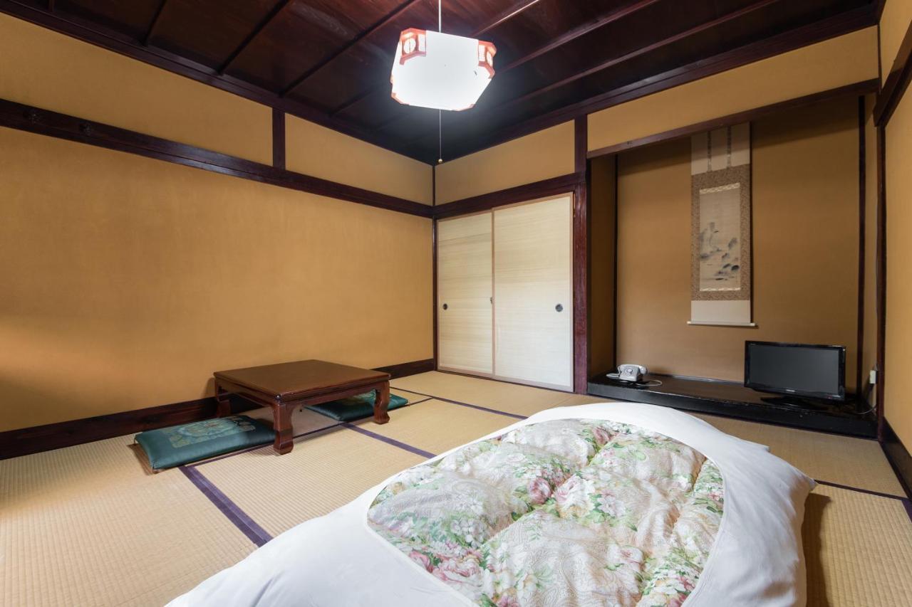 טקאוקה Kadokyu Ryokan מראה חיצוני תמונה