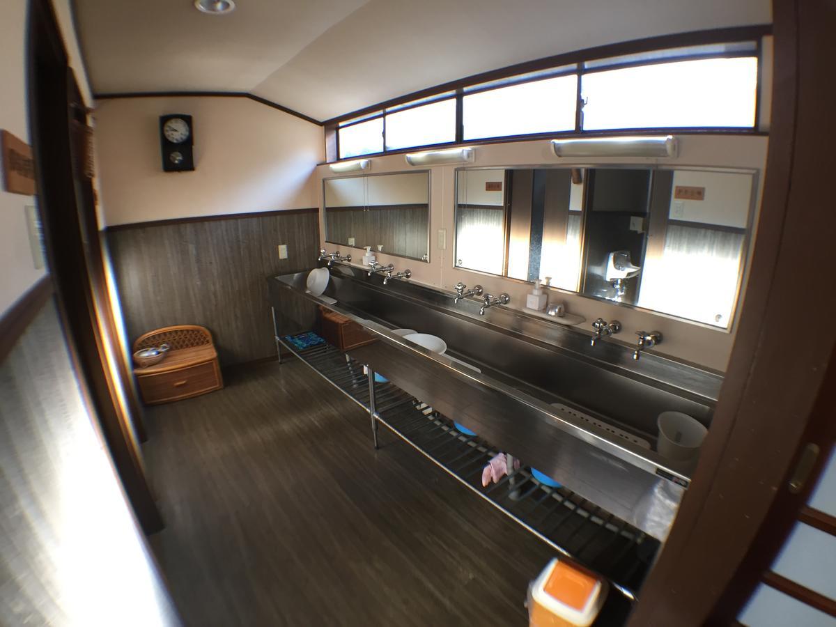 טקאוקה Kadokyu Ryokan מראה חיצוני תמונה